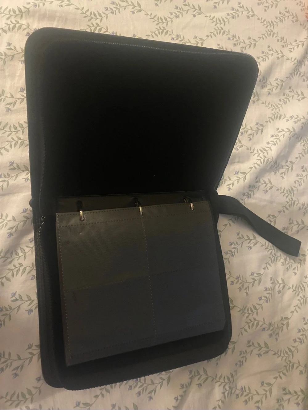 N/A page sleeves
